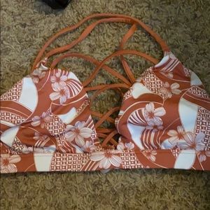 Victoria secret sports bra size large